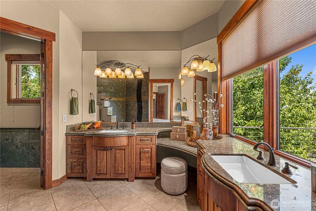 1680 Skyline Drive, Wenatchee, WA 98801