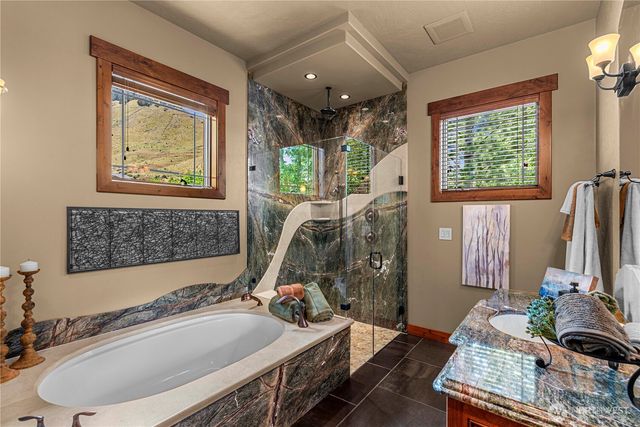 1680 Skyline Drive, Wenatchee, WA 98801