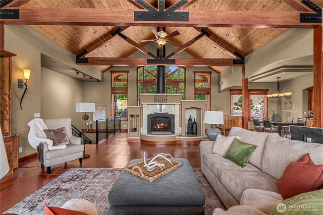 1680 Skyline Drive, Wenatchee, WA 98801