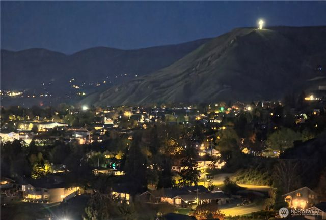 1680 Skyline Drive, Wenatchee, WA 98801