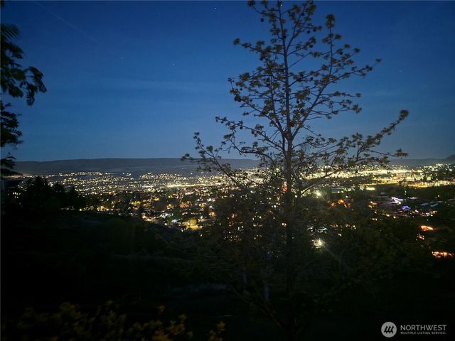 1680 Skyline Drive, Wenatchee, WA 98801