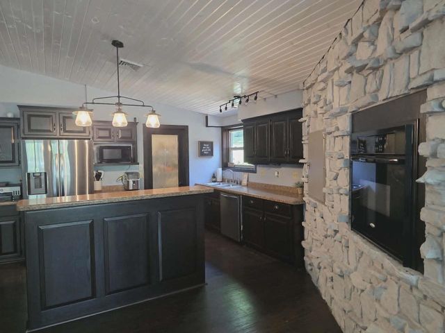 350 LAKE STREET, Scandinavia, WI 54977
