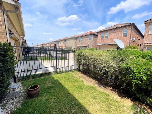 6622 Deleon Street, Irving, TX 75039