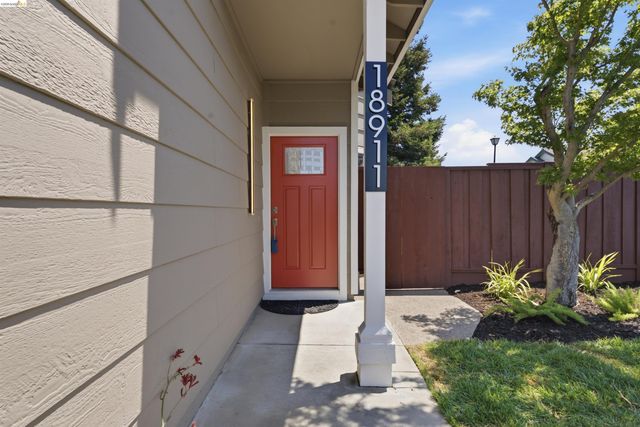 18911 Sydney Cir, Castro Valley, CA 94546