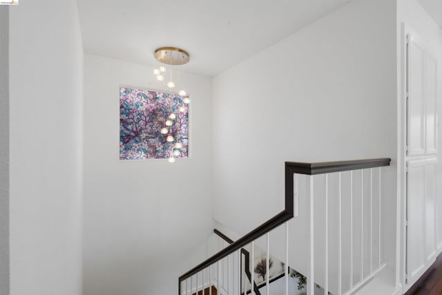 18911 Sydney Cir, Castro Valley, CA 94546