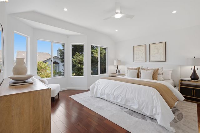 18911 Sydney Cir, Castro Valley, CA 94546
