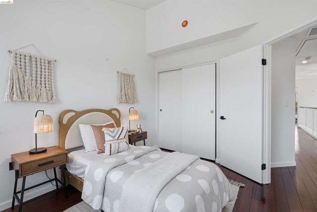 18911 Sydney Cir, Castro Valley, CA 94546