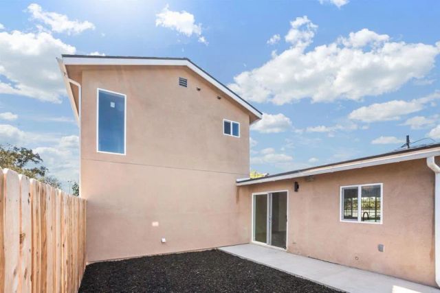 303 Sears Avenue, San Diego, CA 92114