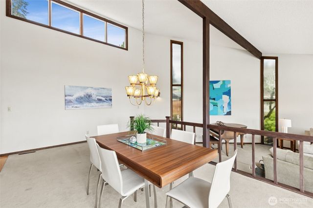 2121 Beverly Beach Drive NW, Olympia, WA 98502