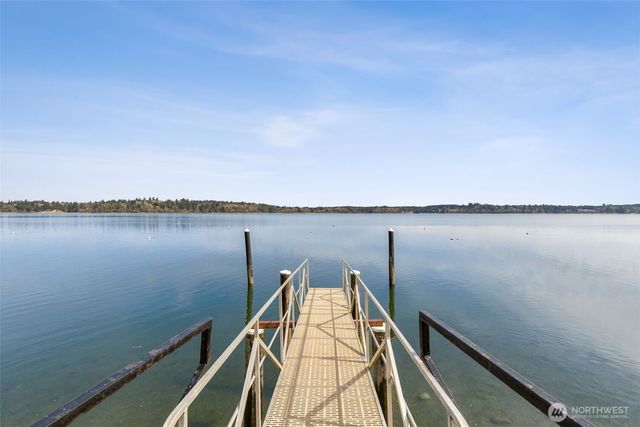 2121 Beverly Beach Drive NW, Olympia, WA 98502