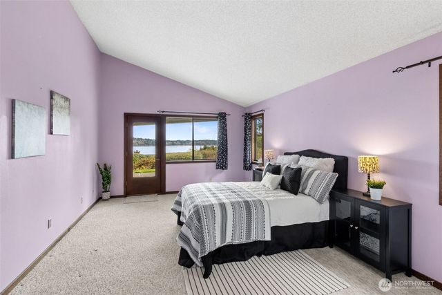 2121 Beverly Beach Drive NW, Olympia, WA 98502