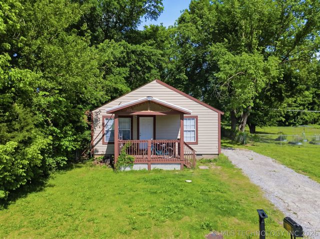 1910 Johnstone Avenue, Bartlesville, OK 74003