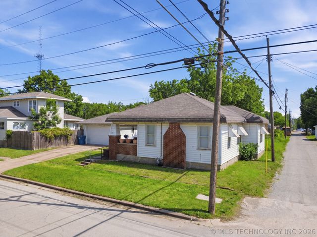 1910 Johnstone Avenue, Bartlesville, OK 74003