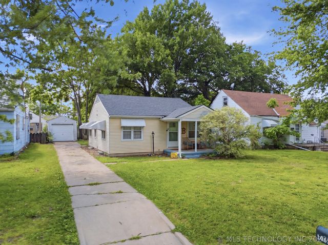 1910 Johnstone Avenue, Bartlesville, OK 74003