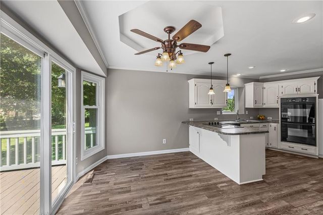 10365 W 159th Street, Overland Park, KS 66221
