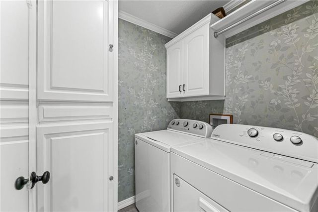 10365 W 159th Street, Overland Park, KS 66221