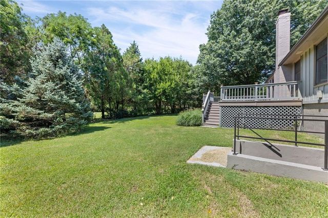10365 W 159th Street, Overland Park, KS 66221