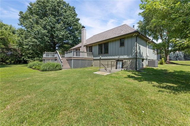 10365 W 159th Street, Overland Park, KS 66221
