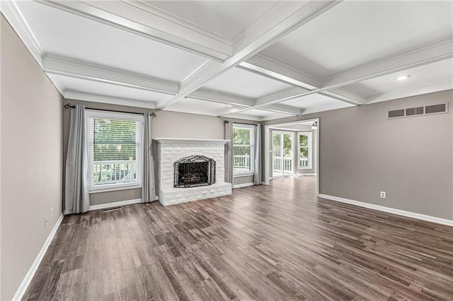 10365 W 159th Street, Overland Park, KS 66221