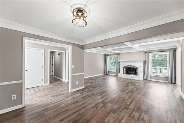 10365 W 159th Street, Overland Park, KS 66221