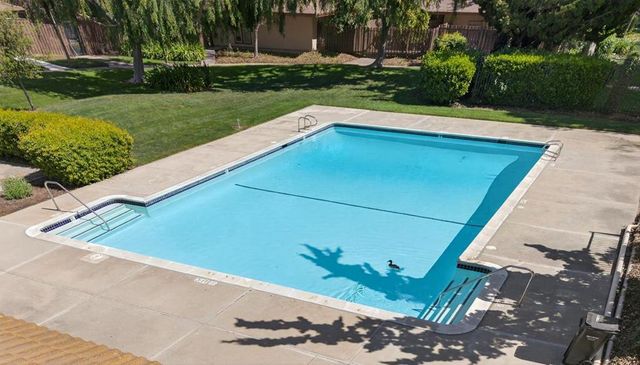 225 Red Oak Drive H, Sunnyvale, CA 94086