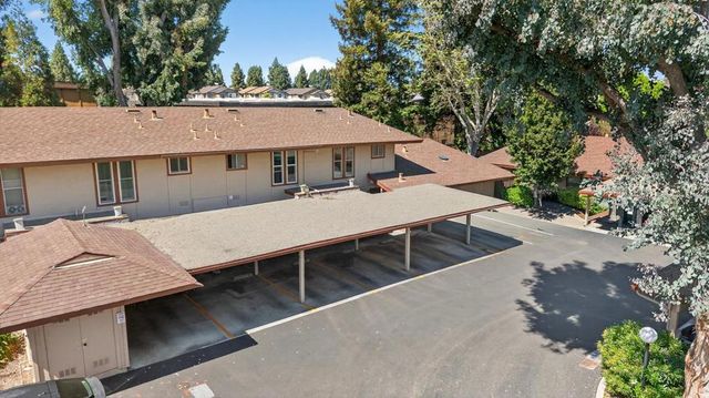 225 Red Oak Drive H, Sunnyvale, CA 94086