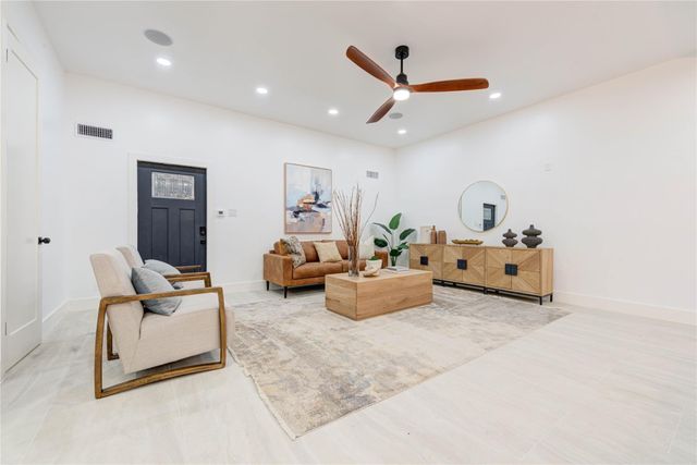7517 Olympia Drive, Houston, TX 77063