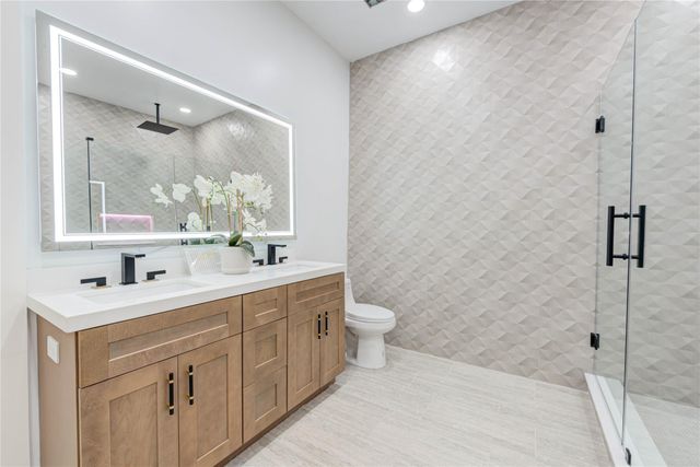 7517 Olympia Drive, Houston, TX 77063