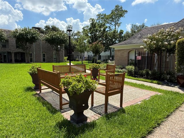 7517 Olympia Drive, Houston, TX 77063