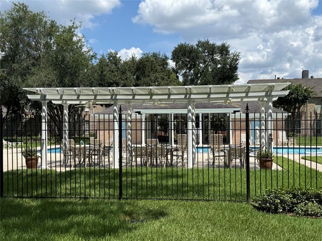 7517 Olympia Drive, Houston, TX 77063