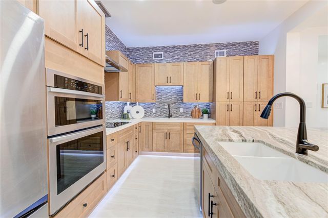 7517 Olympia Drive, Houston, TX 77063
