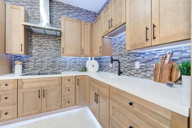 7517 Olympia Drive, Houston, TX 77063