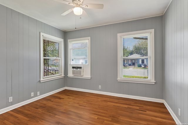1322 W Malone, San Antonio, TX 78225