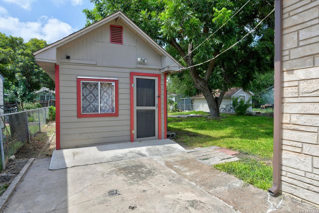 1322 W Malone, San Antonio, TX 78225