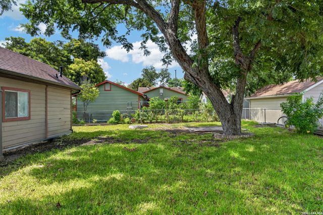 1322 W Malone, San Antonio, TX 78225