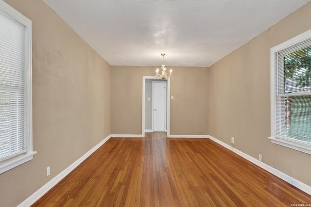 1322 W Malone, San Antonio, TX 78225