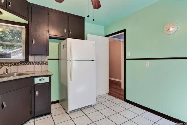 1322 W Malone, San Antonio, TX 78225