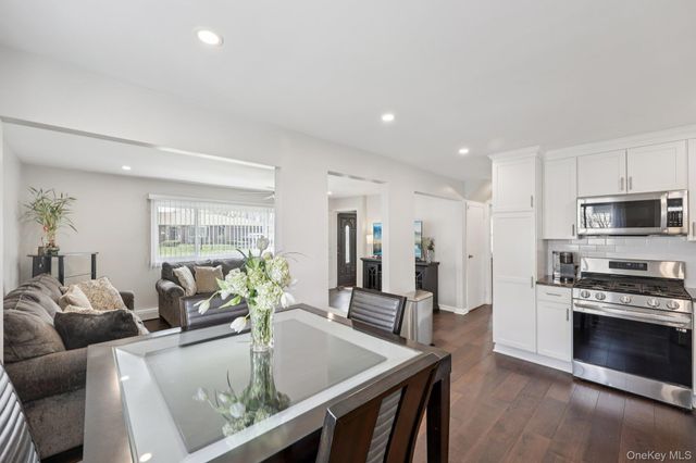 1326 4th Street, West Babylon, NY 11704