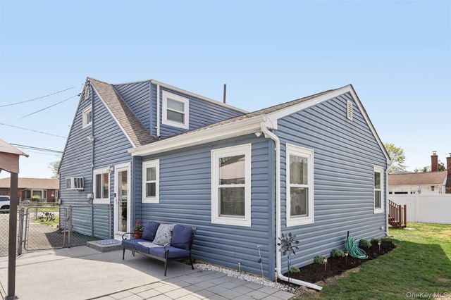 1326 4th Street, West Babylon, NY 11704