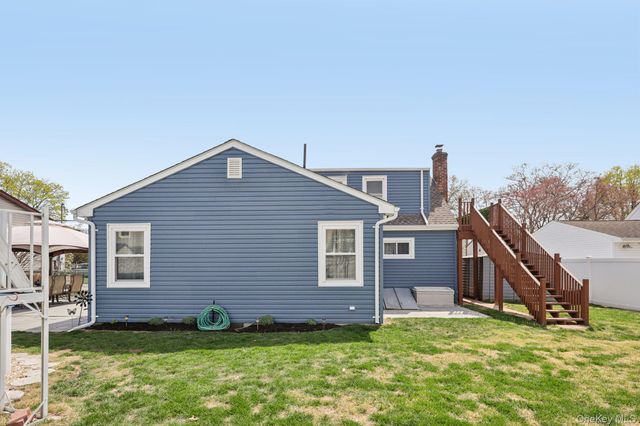 1326 4th Street, West Babylon, NY 11704
