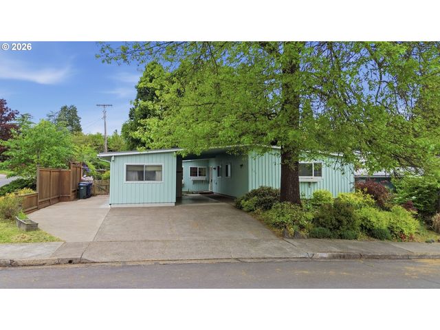 105 E 39TH Ave, Eugene, OR 97405