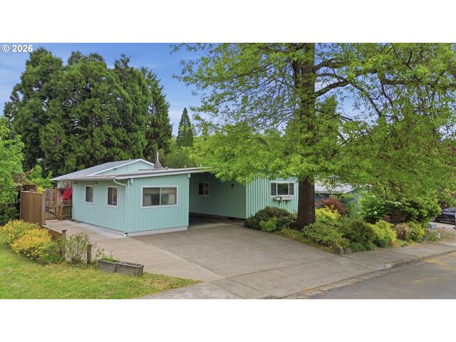 105 E 39TH Ave, Eugene, OR 97405