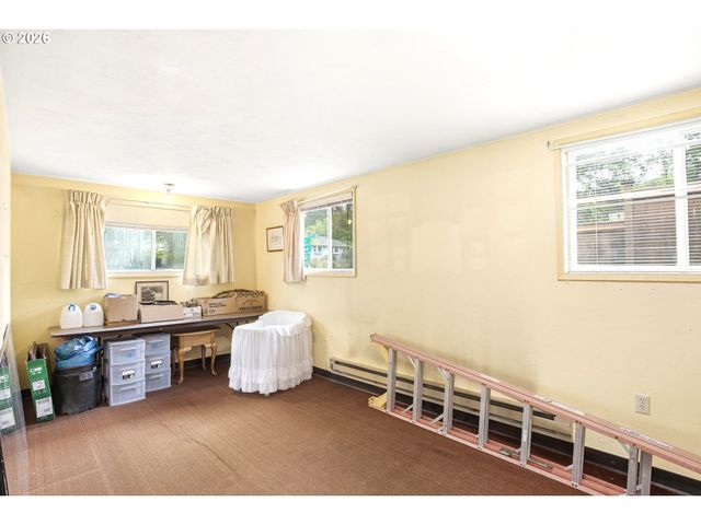 105 E 39TH Ave, Eugene, OR 97405