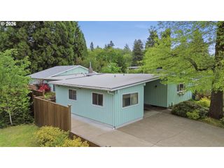 105 E 39TH Ave, Eugene, OR 97405