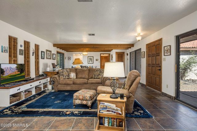 4000 Senna Drive, Las Cruces, NM 88011