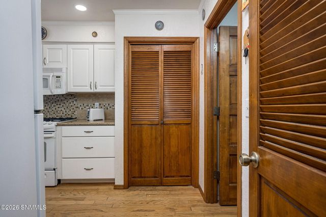 4000 Senna Drive, Las Cruces, NM 88011