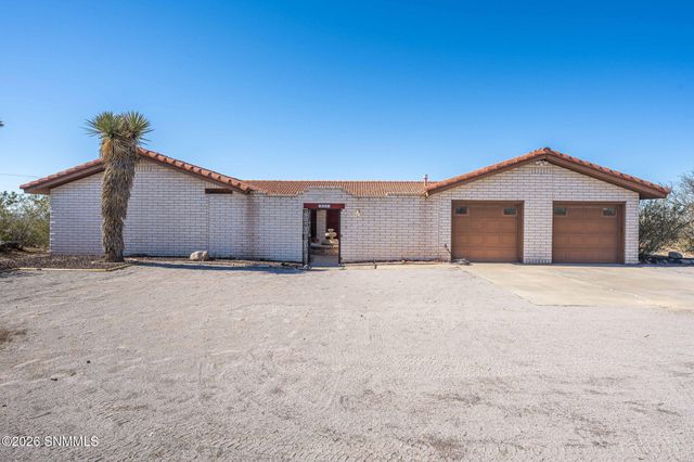 4000 Senna Drive, Las Cruces, NM 88011