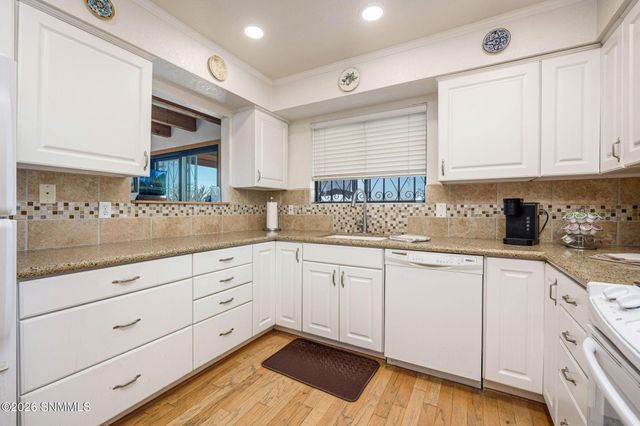 4000 Senna Drive, Las Cruces, NM 88011