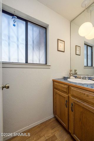 4000 Senna Drive, Las Cruces, NM 88011