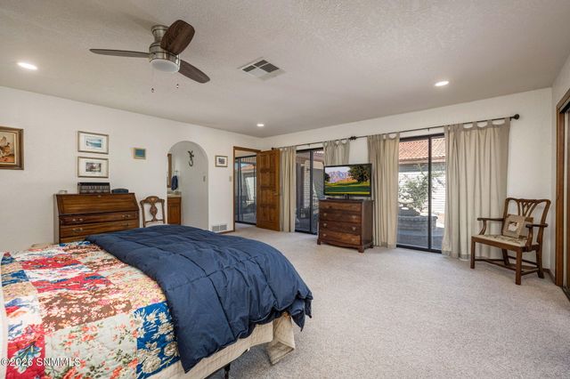 4000 Senna Drive, Las Cruces, NM 88011